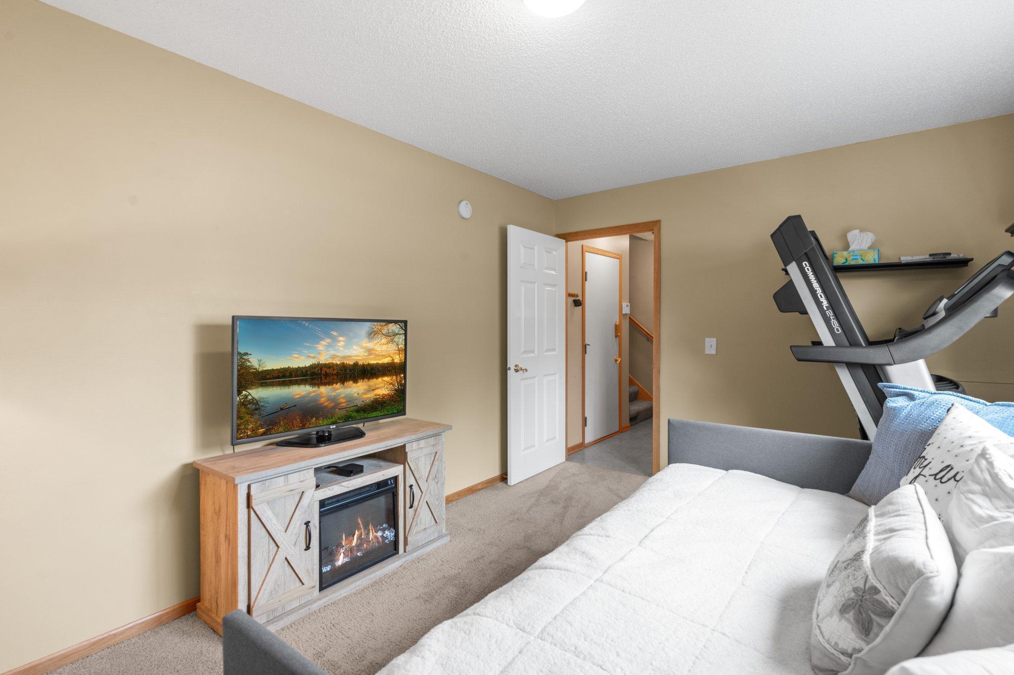 10758 Falling Water Lane #C, Saint Paul, Minnesota image 31