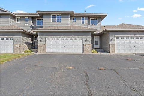 Townhouse For Sale - 717 Independence Drive<br/> Big Lake, MN 55309