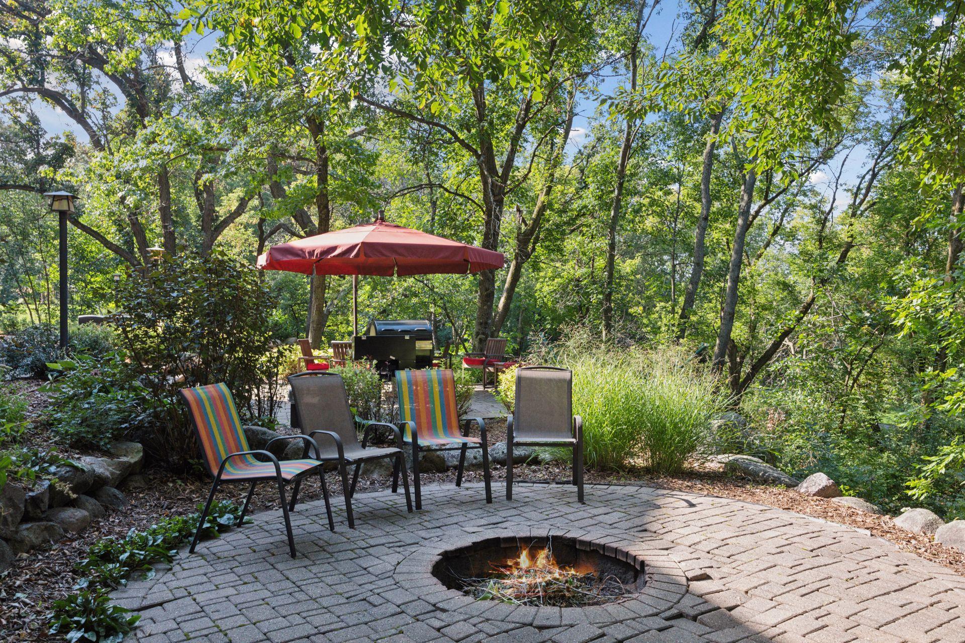 6287 Crackleberry Trail, Woodbury, Minnesota image 8
