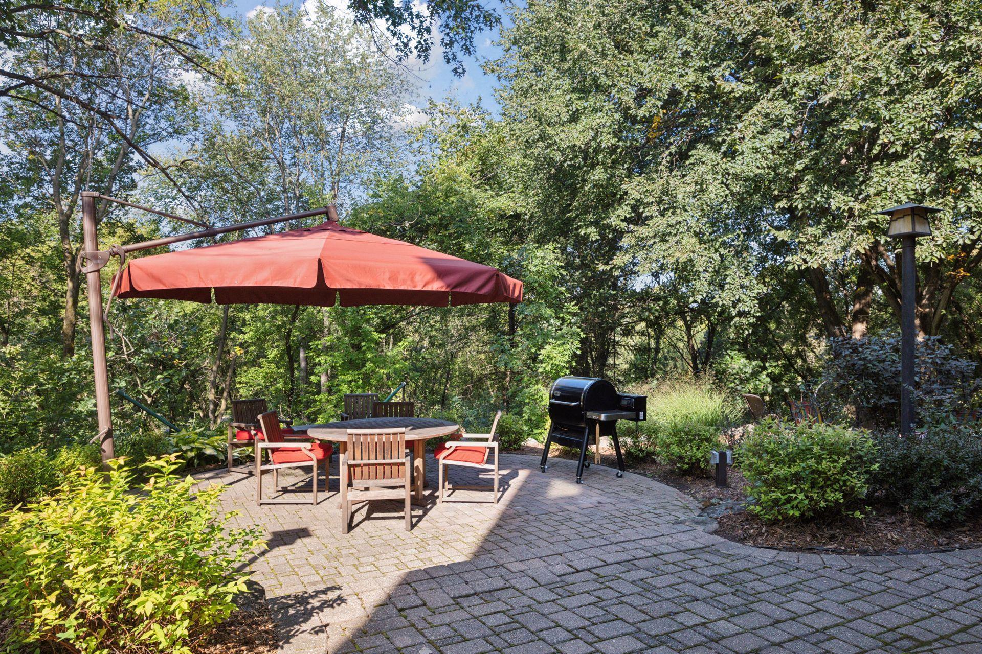 6287 Crackleberry Trail, Woodbury, Minnesota image 9