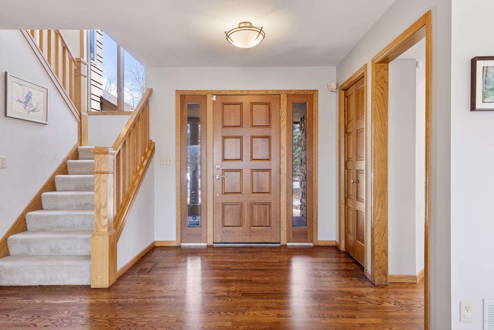 6287 Crackleberry Trail, Woodbury, Minnesota image 10