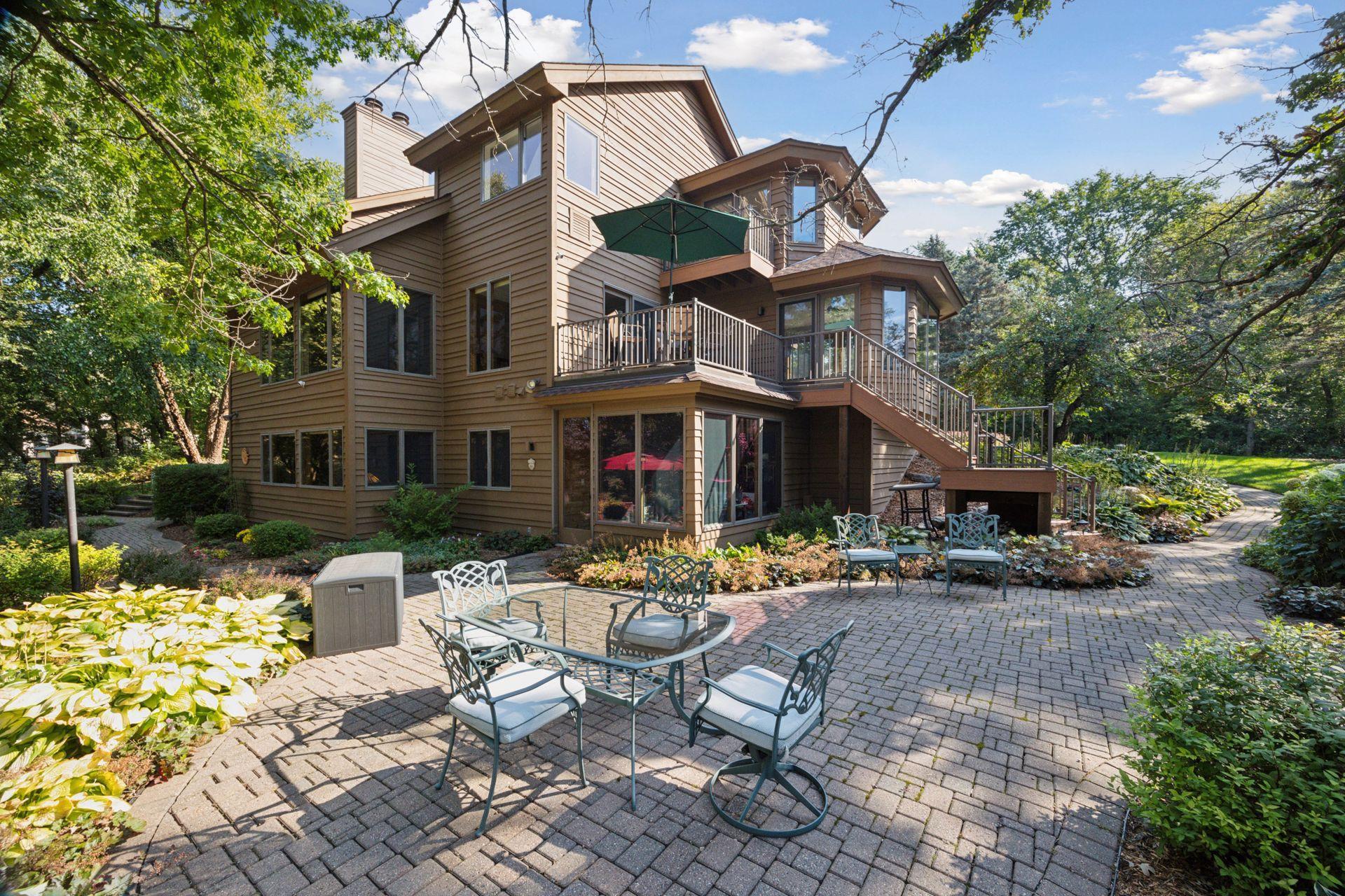 6287 Crackleberry Trail, Woodbury, Minnesota image 7