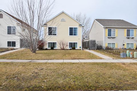 Homes For Sale - 1935 57th Avenue<br/> Fargo, ND 58104