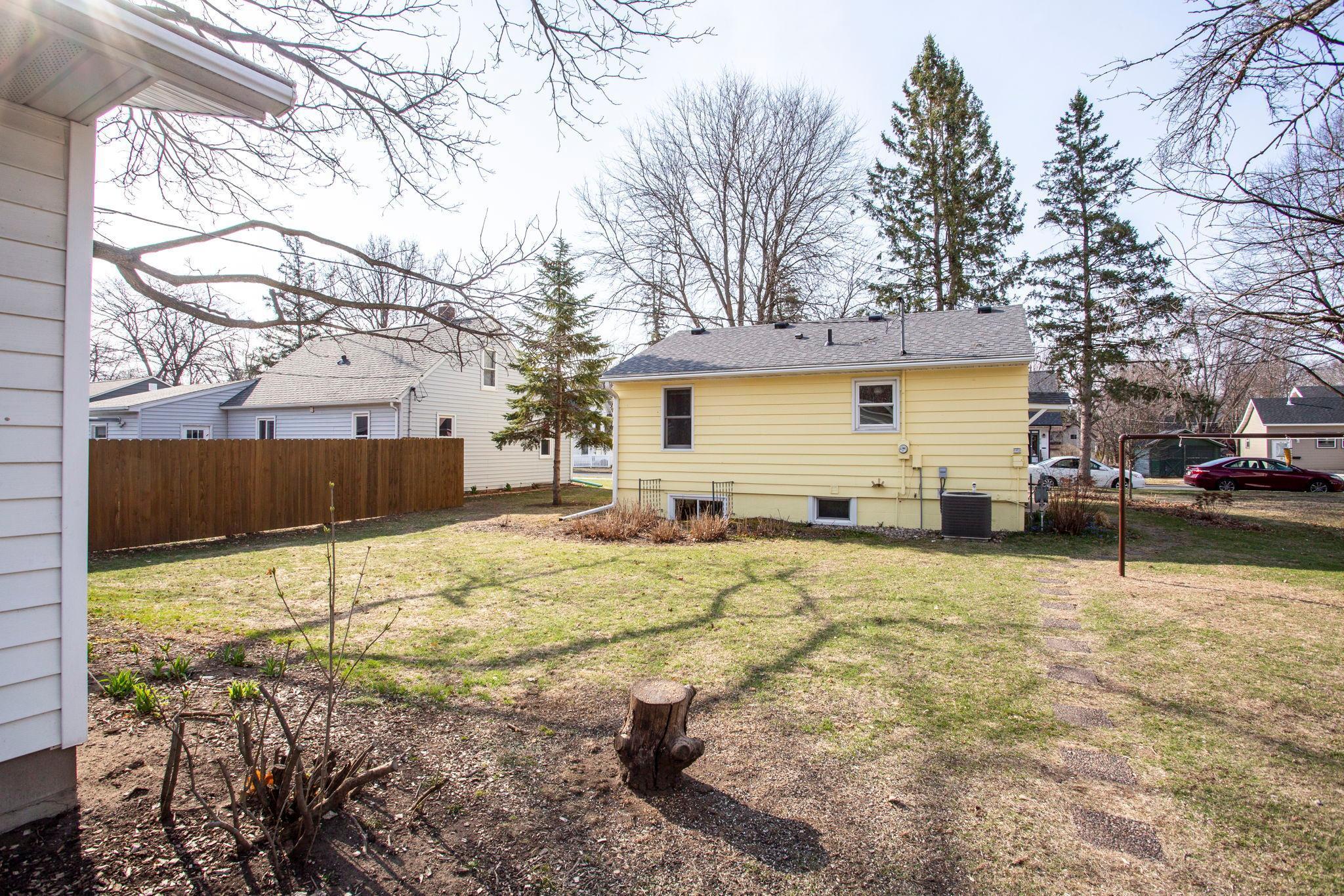 613 Lake Street, River Falls, Wisconsin image 26