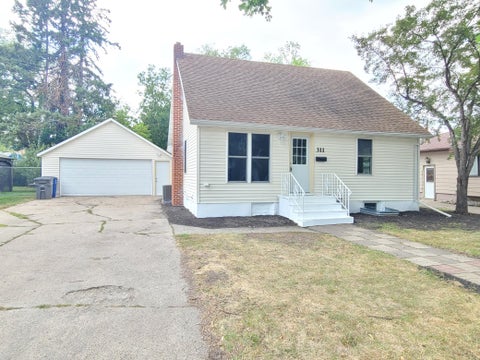 Homes For Sale - 311 14th Street<br/> Moorhead, MN 56560