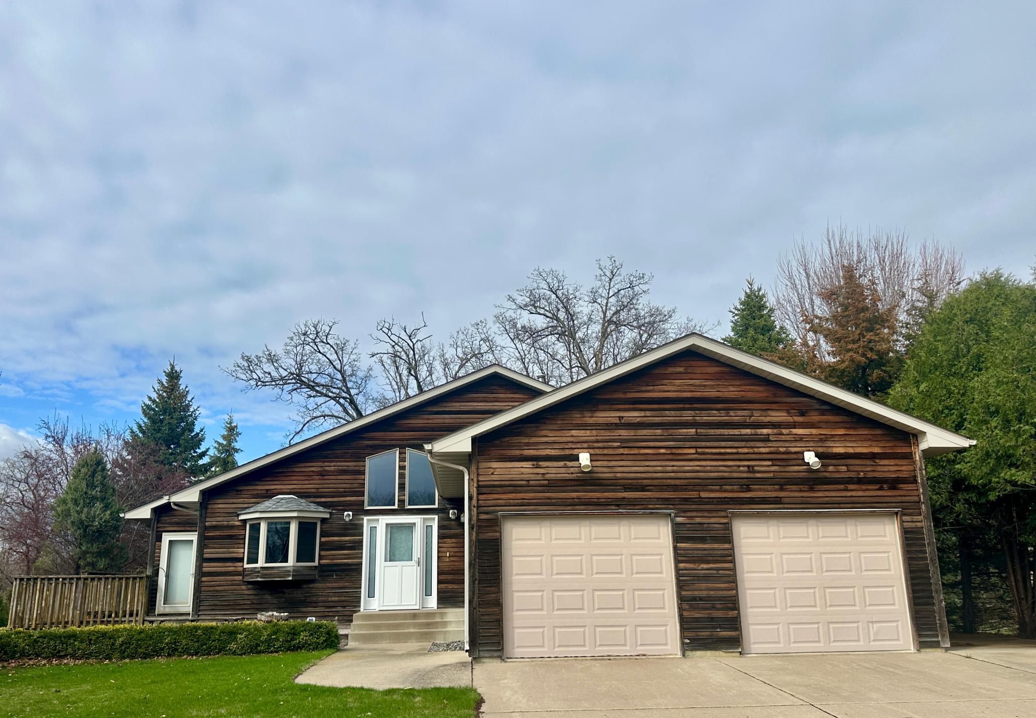 732 Hi Park Avenue, Red Wing, Minnesota image 1
