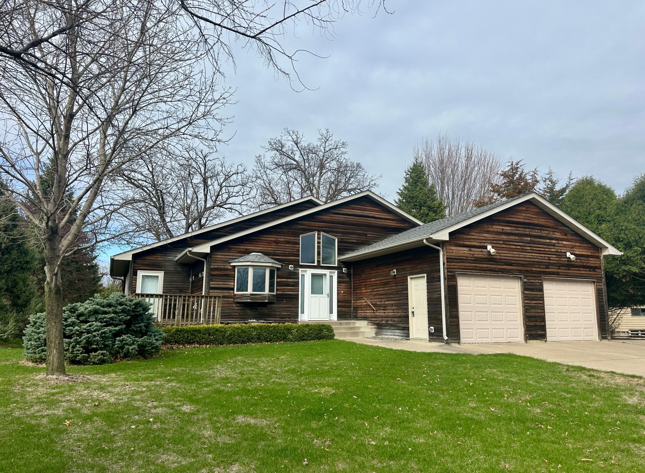 732 Hi Park Avenue, Red Wing, Minnesota image 2