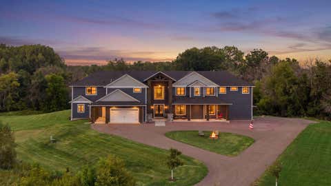 Homes For Sale - 18657 Revere Avenue<br/> Prior Lake, MN 55372