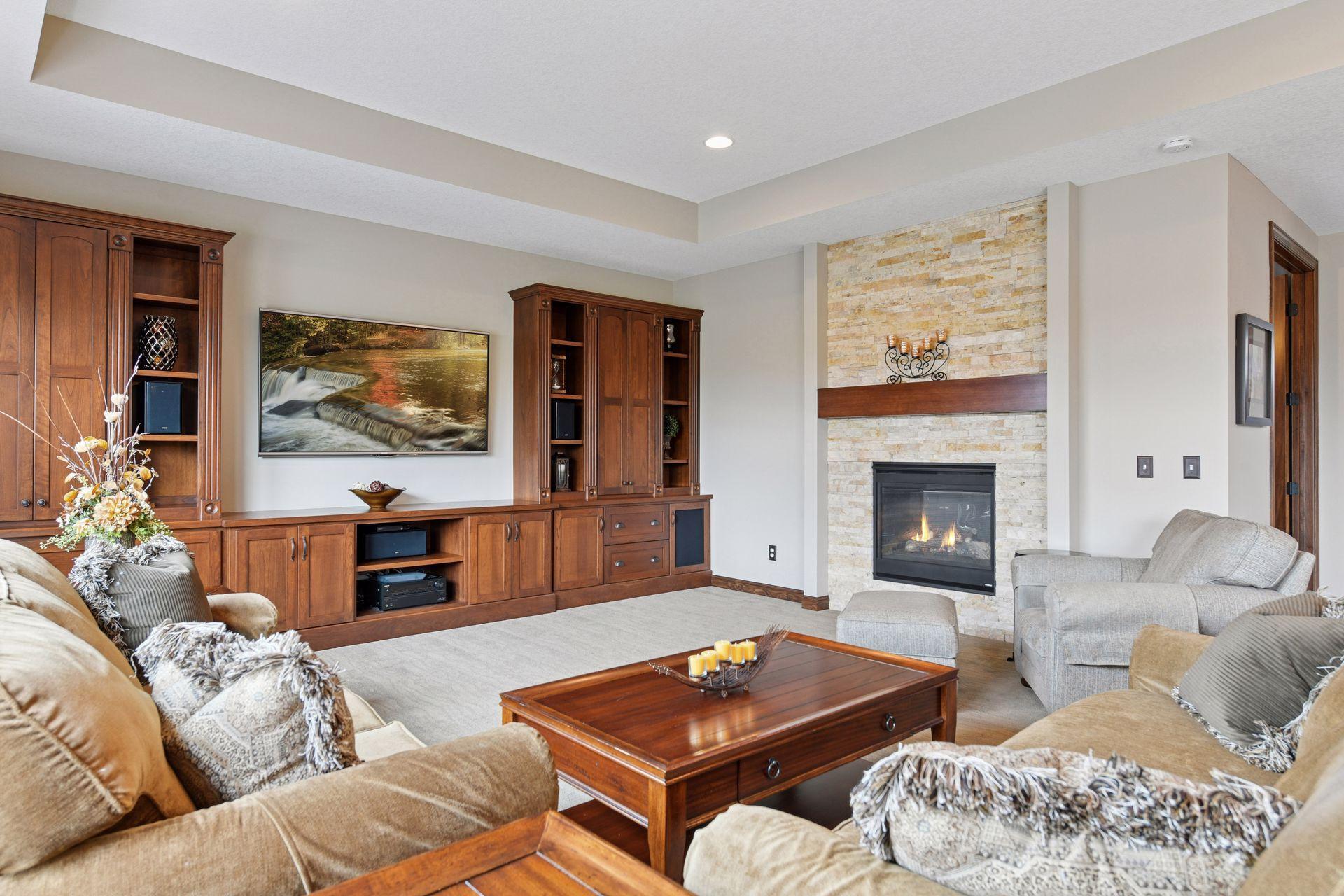 2919 Hilltop Drive, Chaska, Minnesota image 11