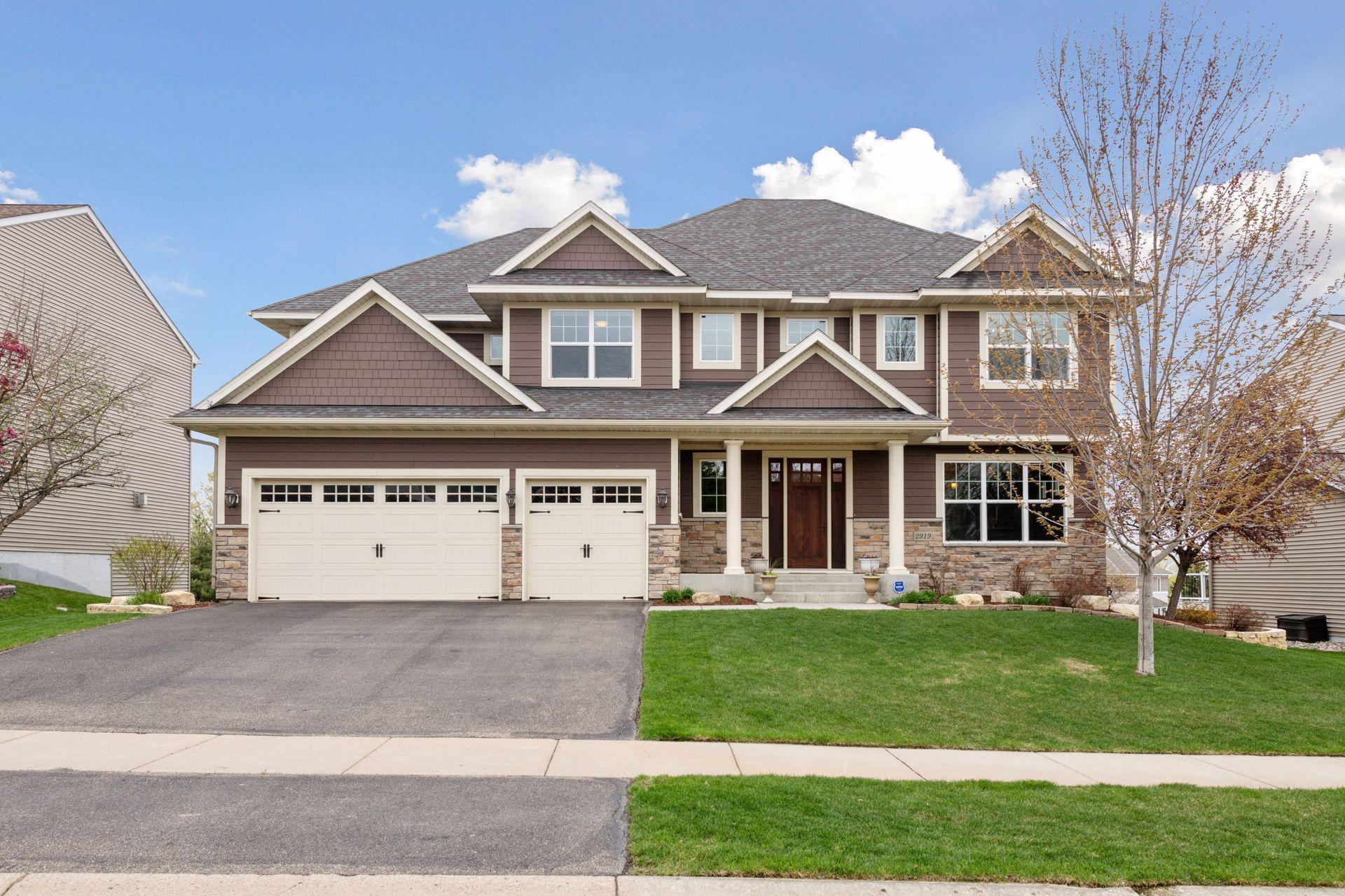 2919 Hilltop Drive, Chaska, Minnesota image 1