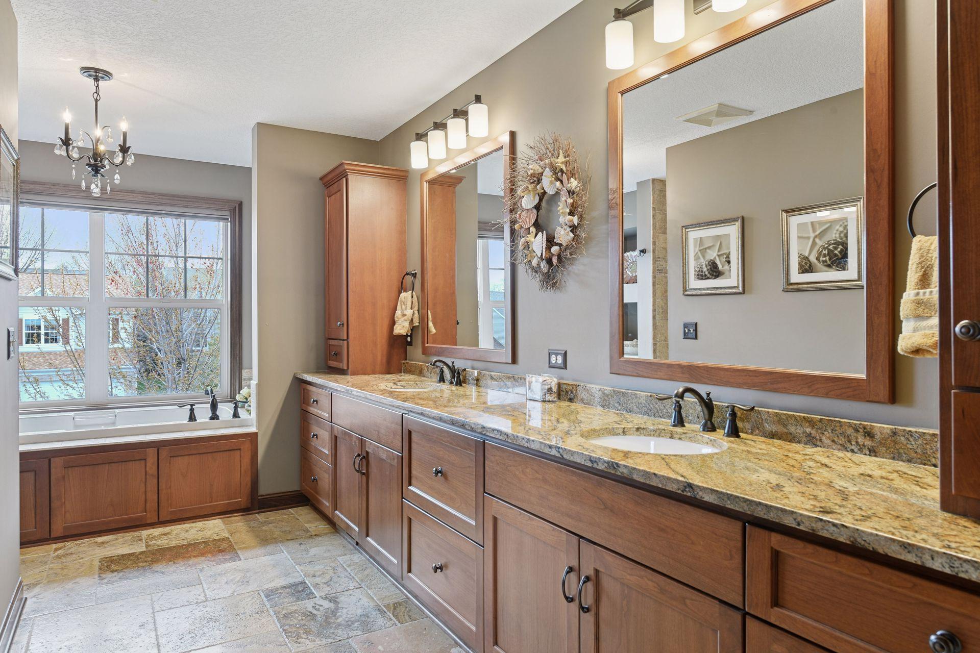 2919 Hilltop Drive, Chaska, Minnesota image 33