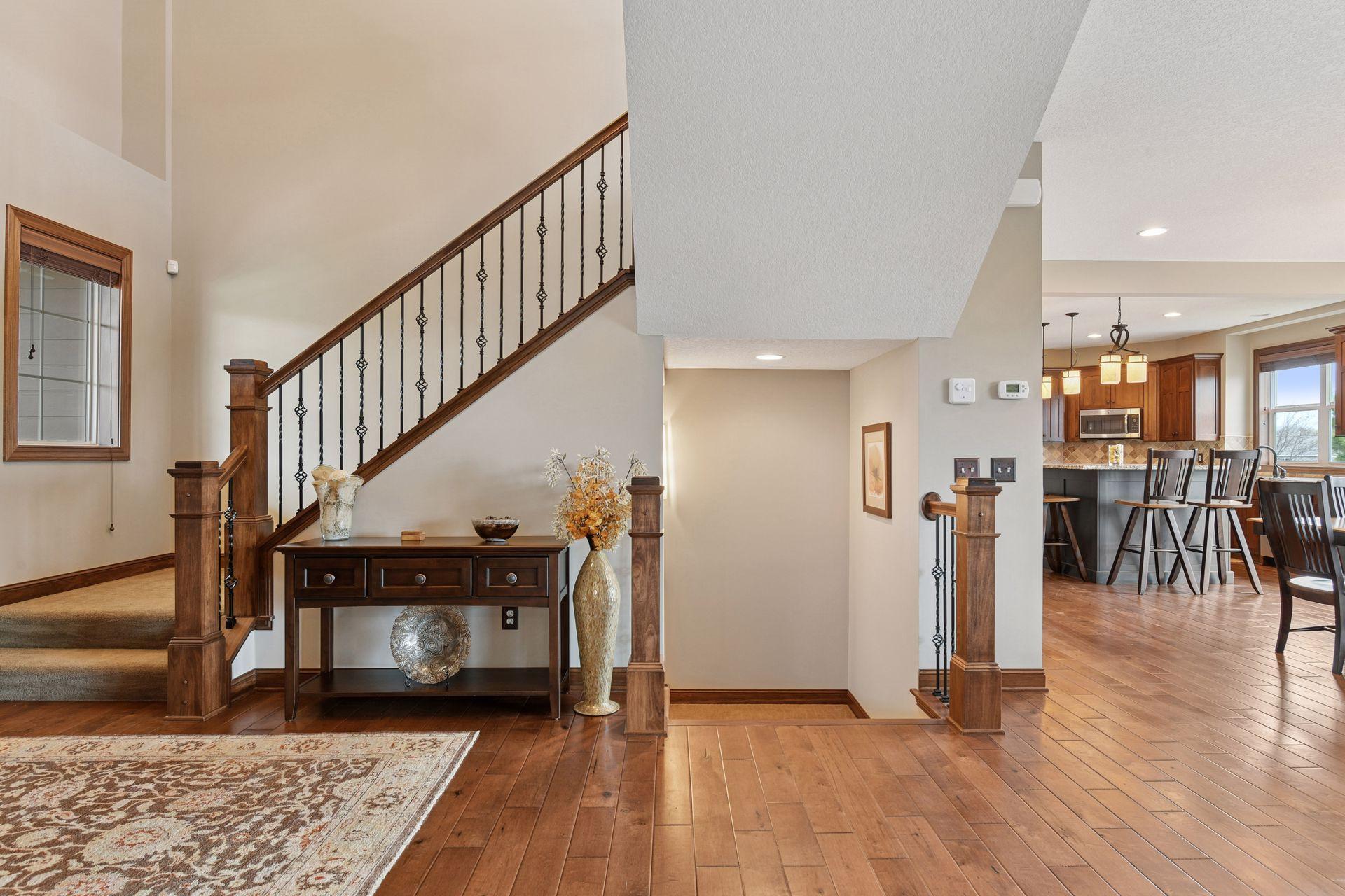 2919 Hilltop Drive, Chaska, Minnesota image 8