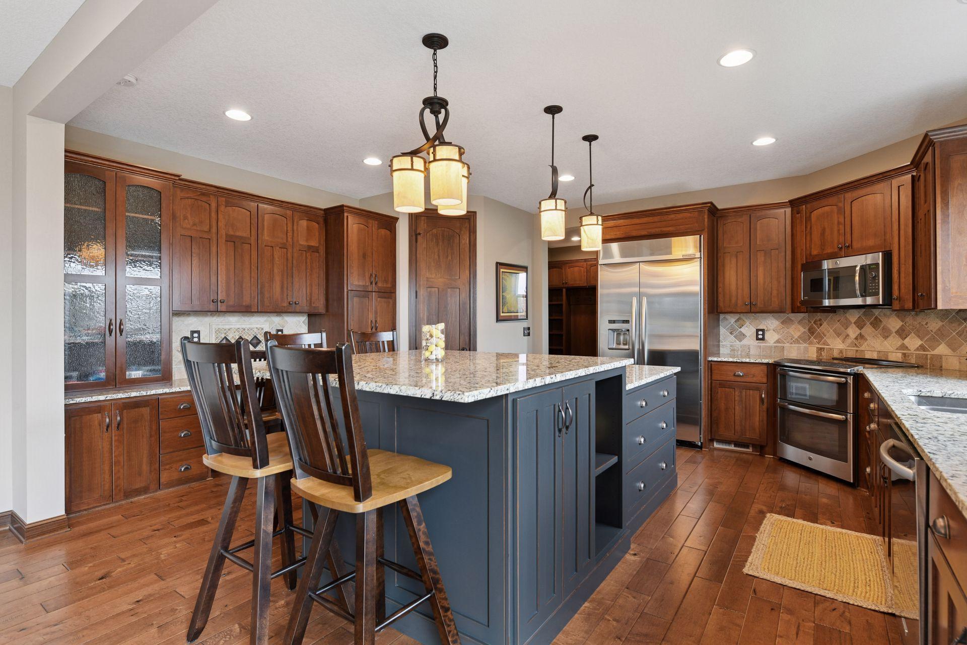 2919 Hilltop Drive, Chaska, Minnesota image 16
