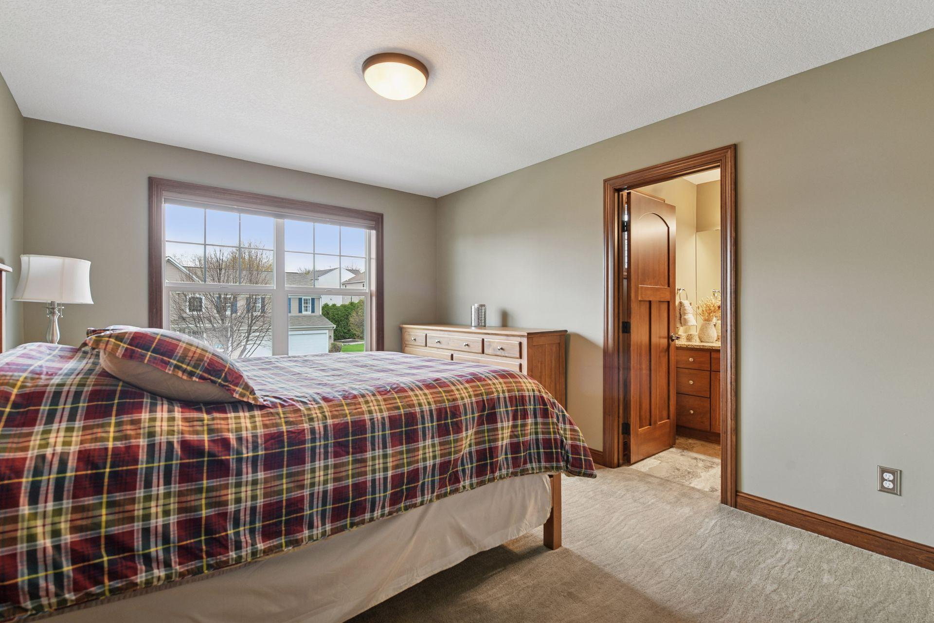 2919 Hilltop Drive, Chaska, Minnesota image 39