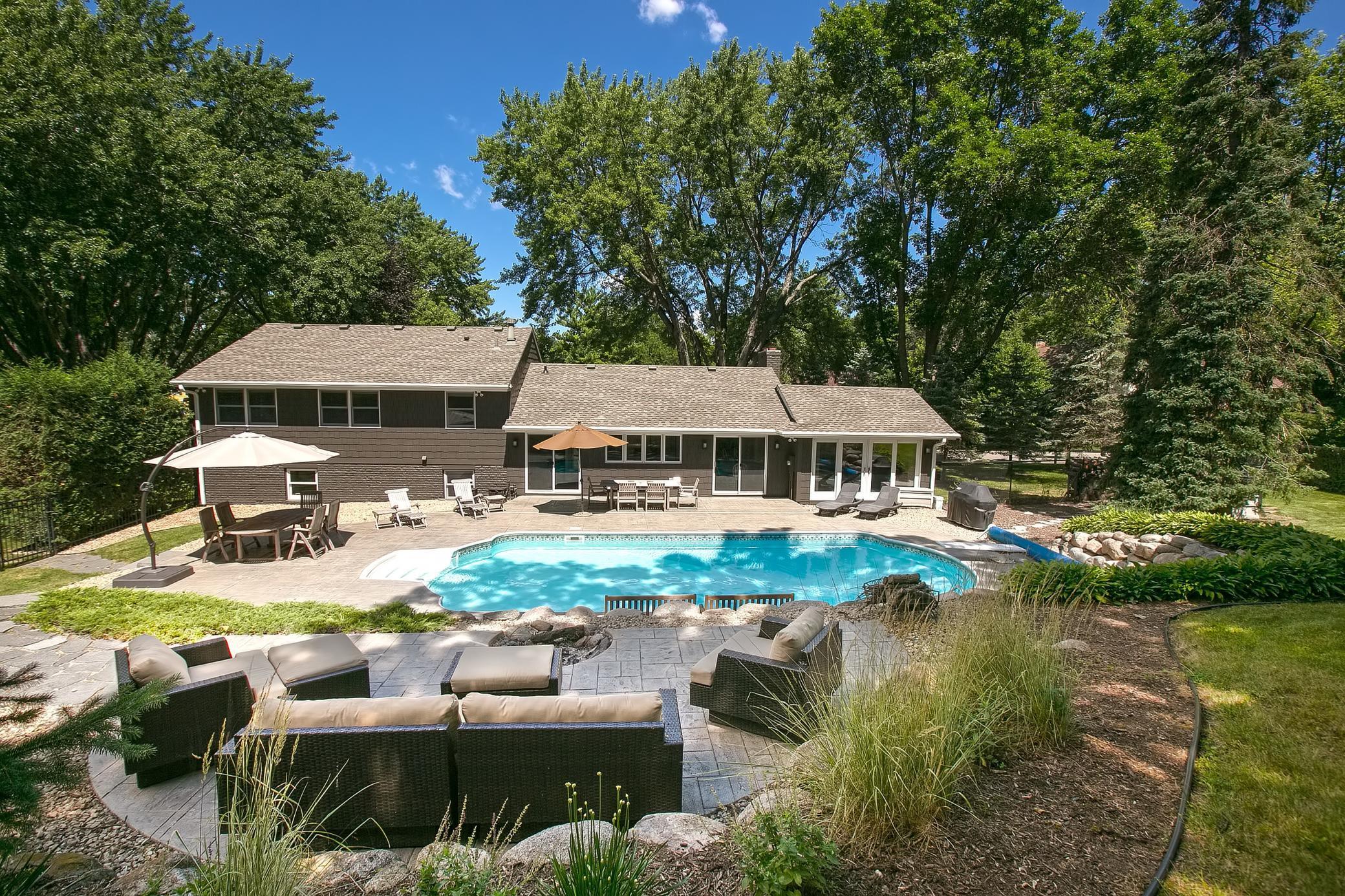 Beautiful backyard pool