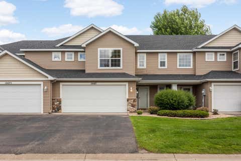 Townhouse For Sale - 10487 64th Way<br/> Albertville, MN 55301
