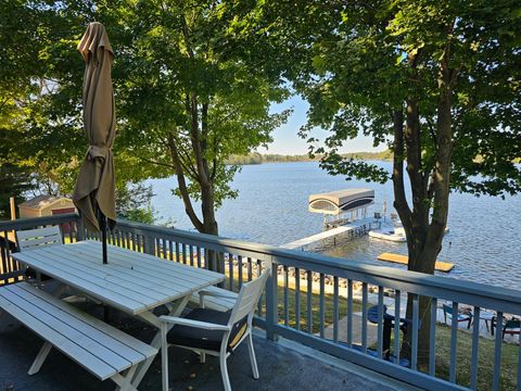 Homes For Sale - 33190 Marmon Street<br/> Cambridge, MN 55008