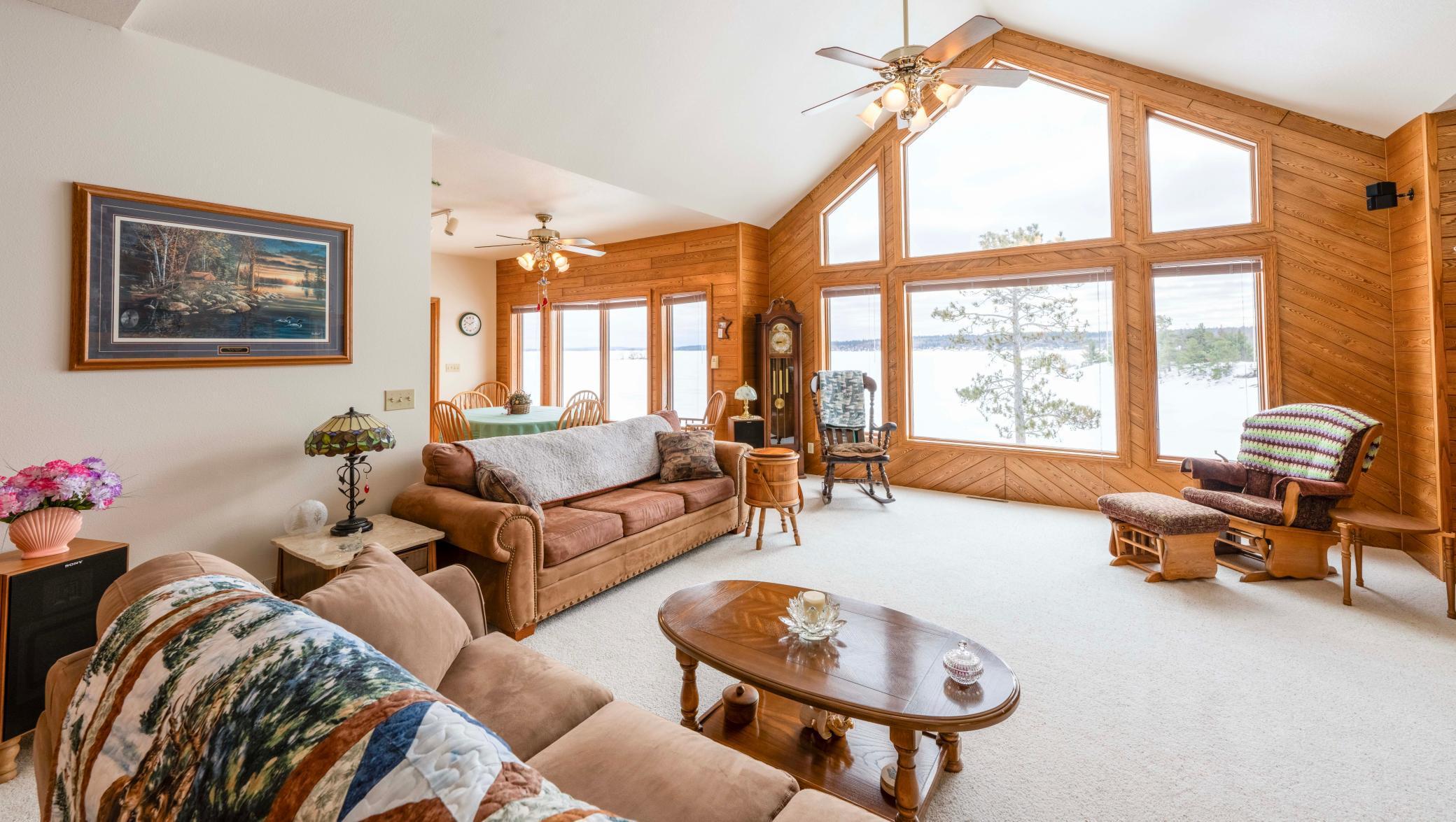 10124 Timberwolf Trail, Kabetogama, Minnesota image 15