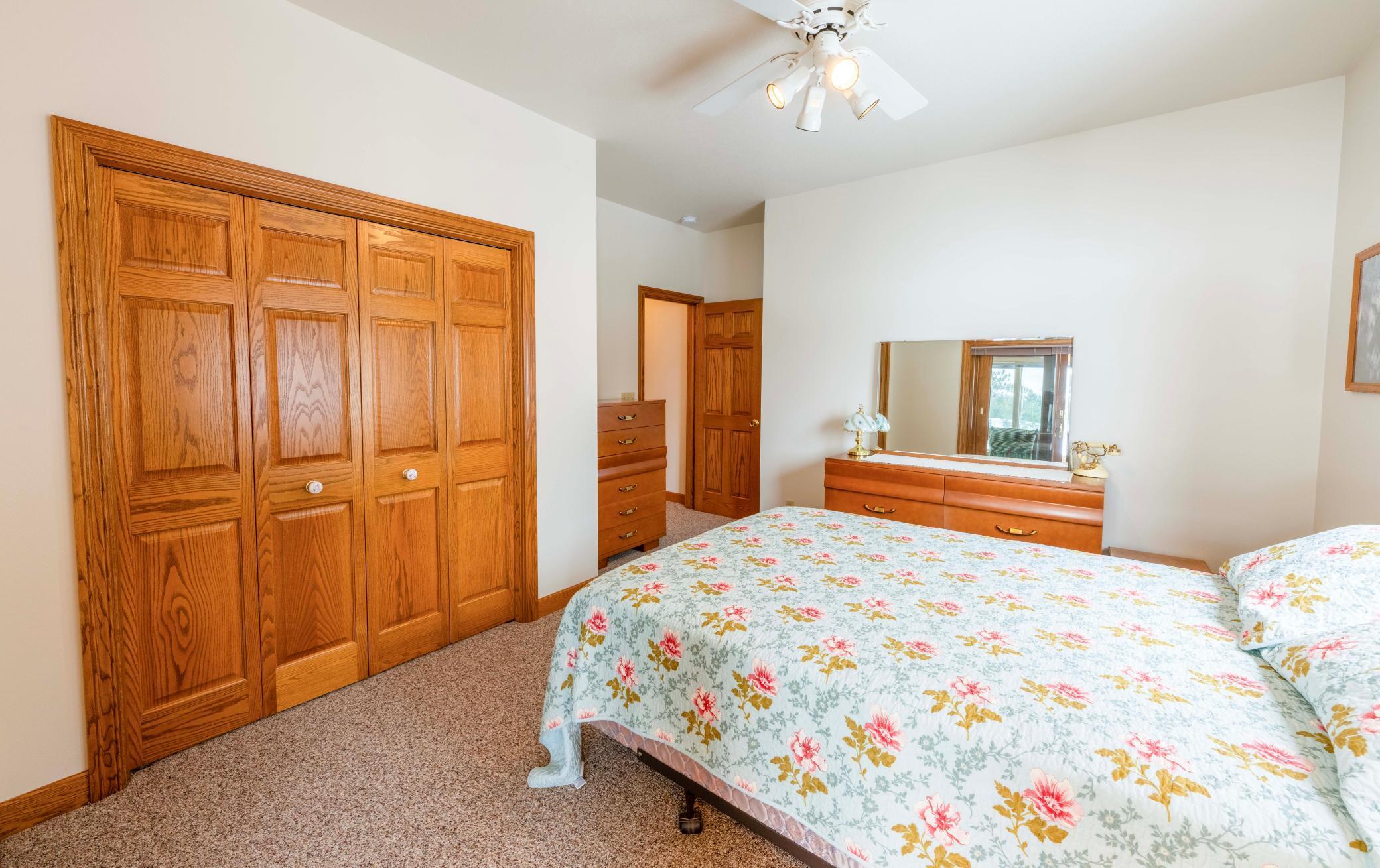 10124 Timberwolf Trail, Kabetogama, Minnesota image 37