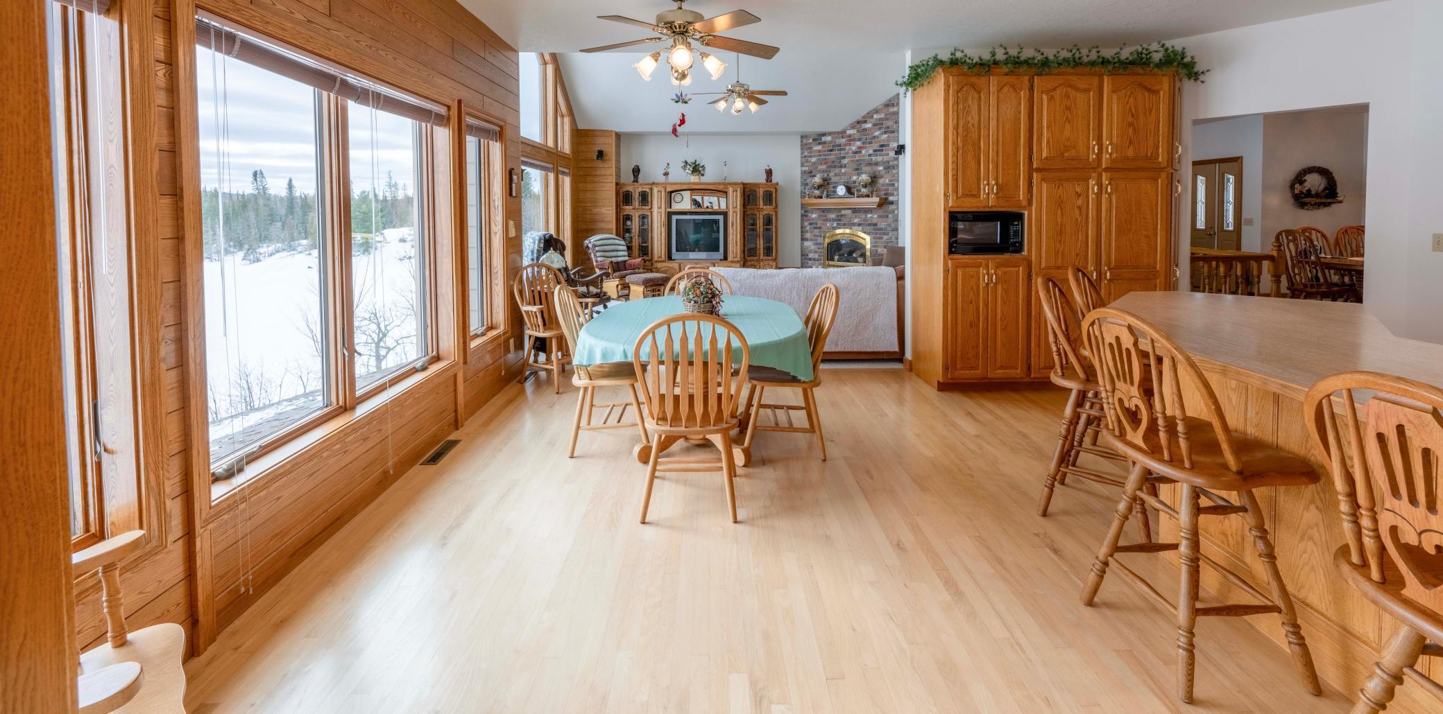 10124 Timberwolf Trail, Kabetogama, Minnesota image 8