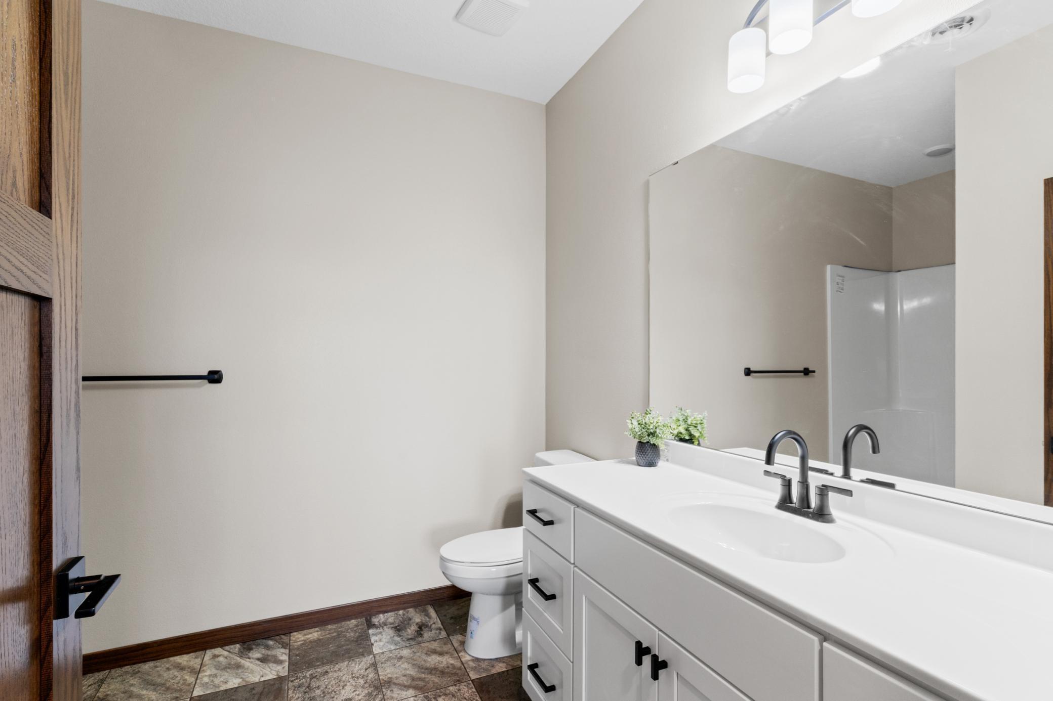 1227 21st Street, Faribault, Minnesota image 15