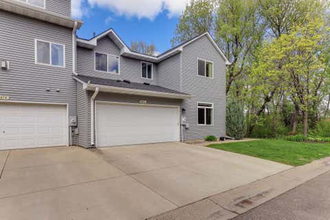 Townhouse For Sale - 547 Woodduck Drive<br/> Washington County, Woodbury, MN 55125