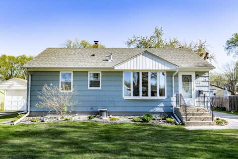 Homes For Sale - 205 20th Avenue<br/> Fargo, ND 58102
