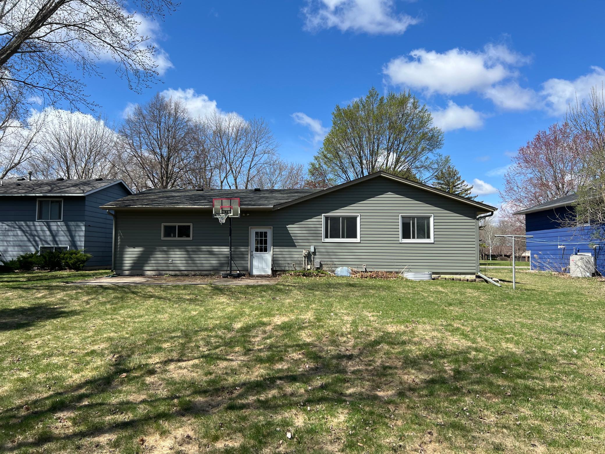 429 Connecticut Street, Hutchinson, Minnesota image 2
