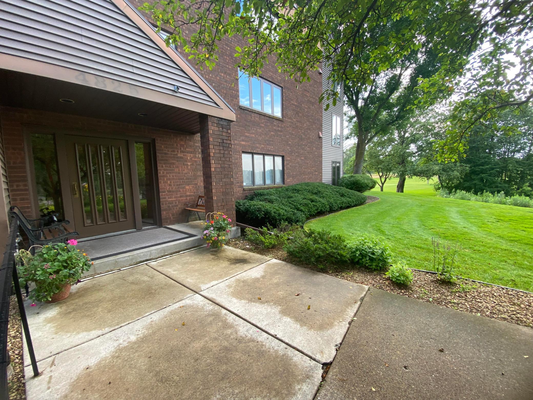 4825 Babcock Trail #1003, Inver Grove Heights, Minnesota image 2