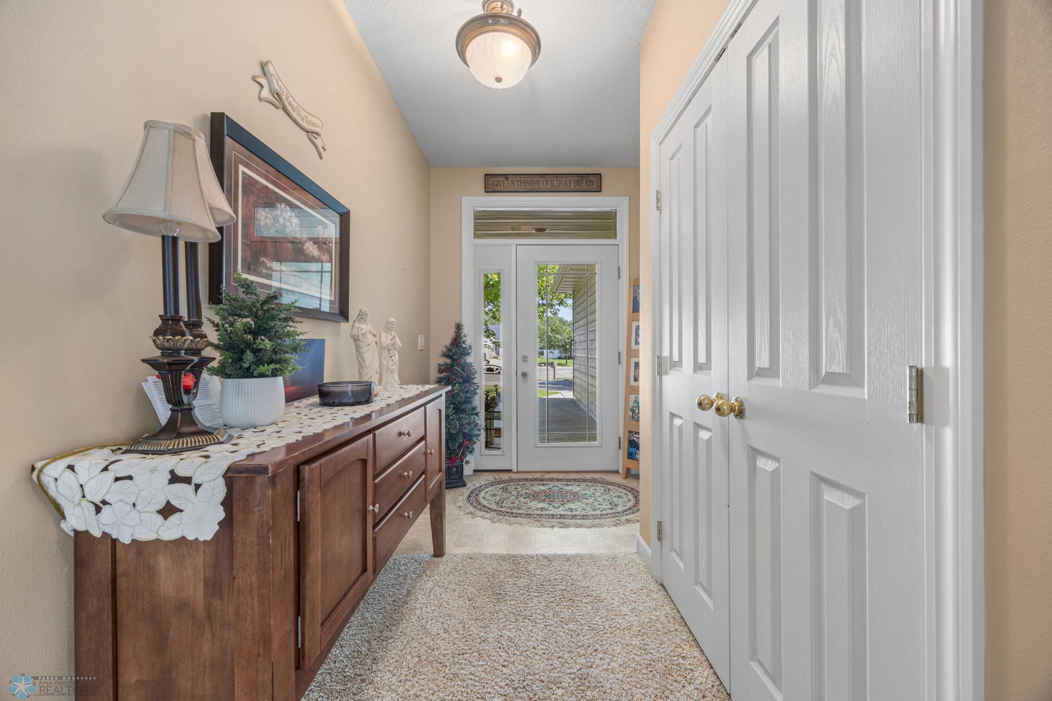 Moorhead, Minnesota 56560, United States, 2 Bedrooms Bedrooms, ,2 BathroomsBathrooms,Residential,Active,195722