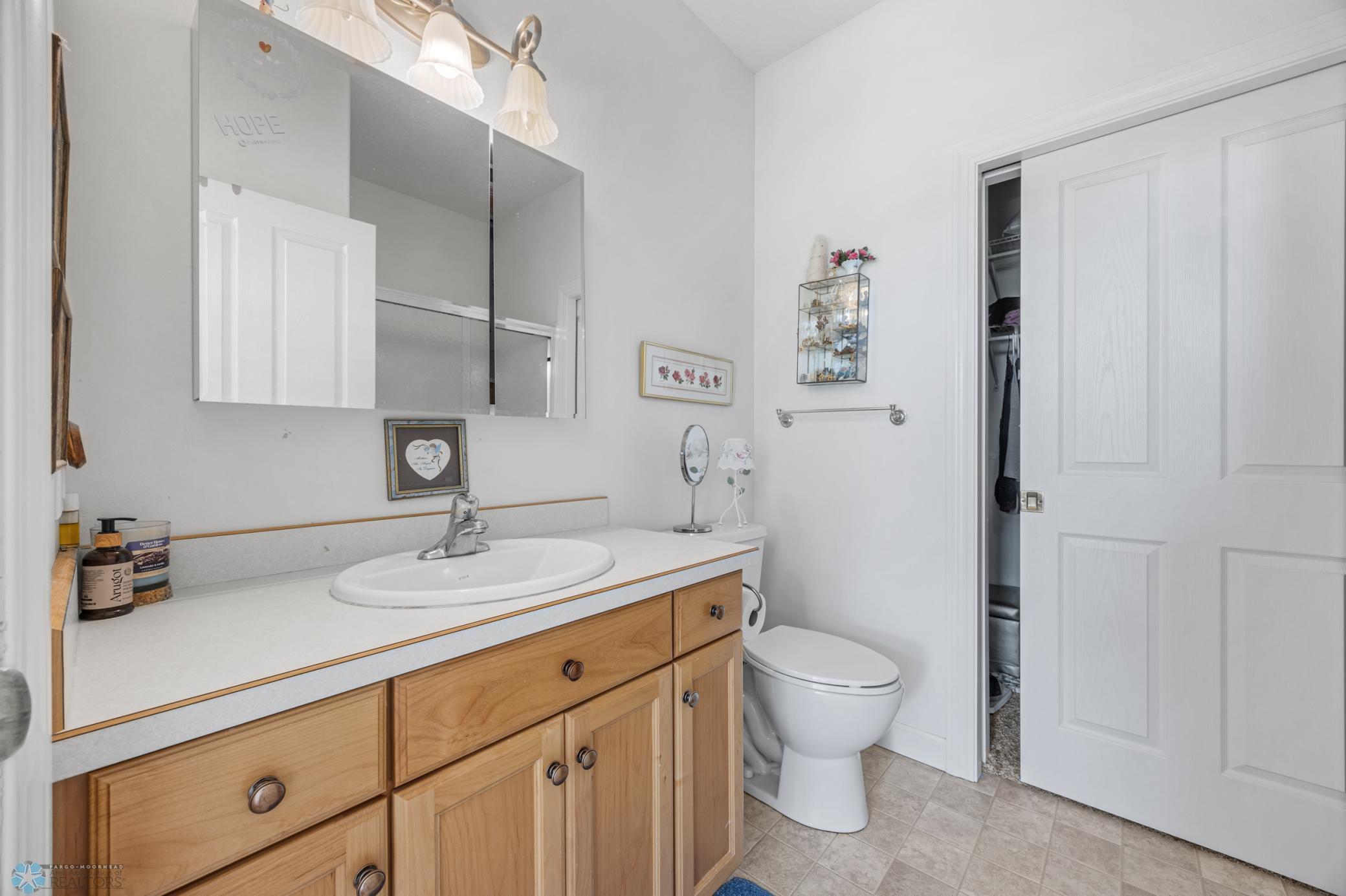 Moorhead, Minnesota 56560, United States, 2 Bedrooms Bedrooms, ,2 BathroomsBathrooms,Residential,Active,195722