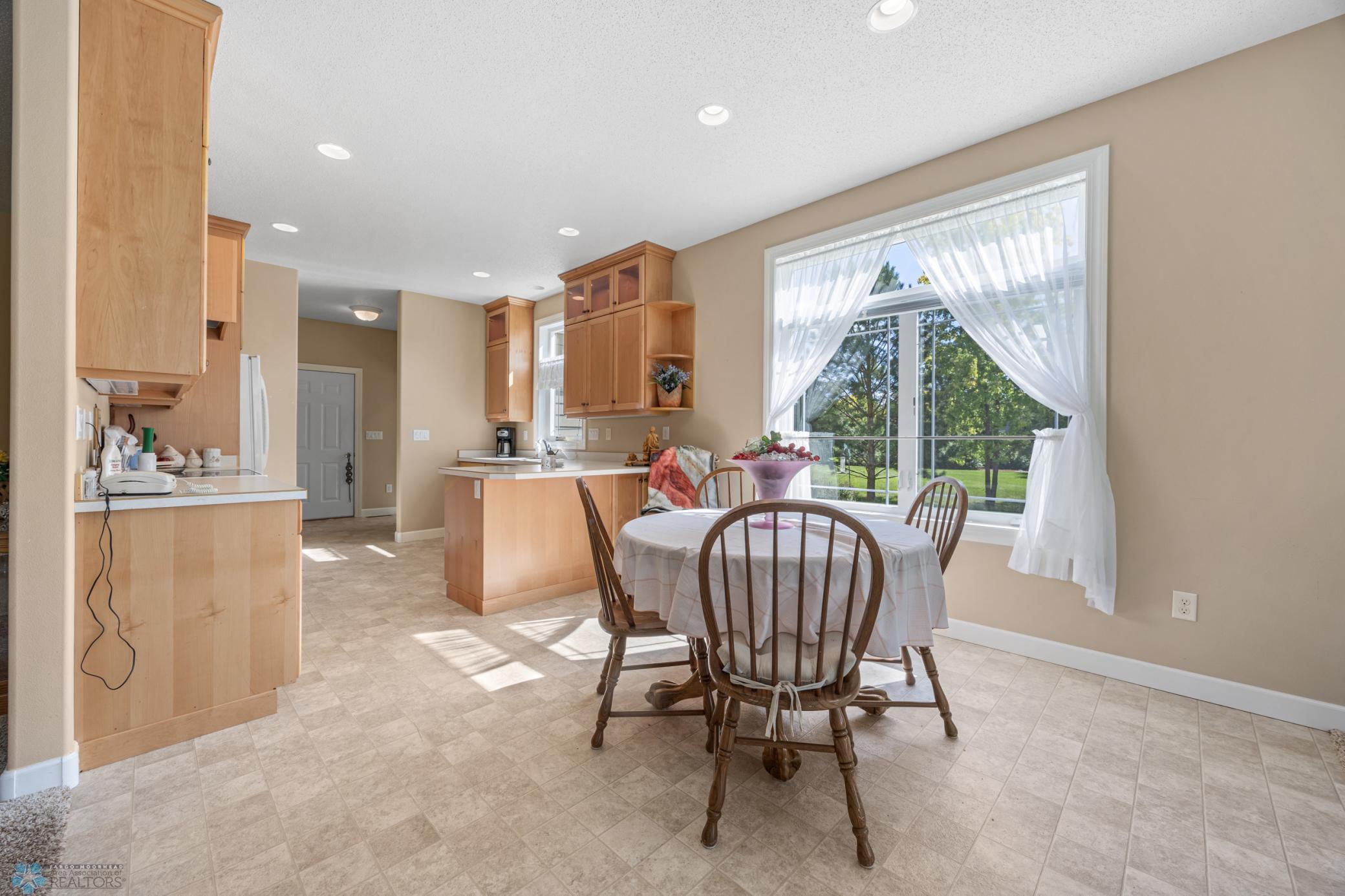 Moorhead, Minnesota 56560, United States, 2 Bedrooms Bedrooms, ,2 BathroomsBathrooms,Residential,Active,195722