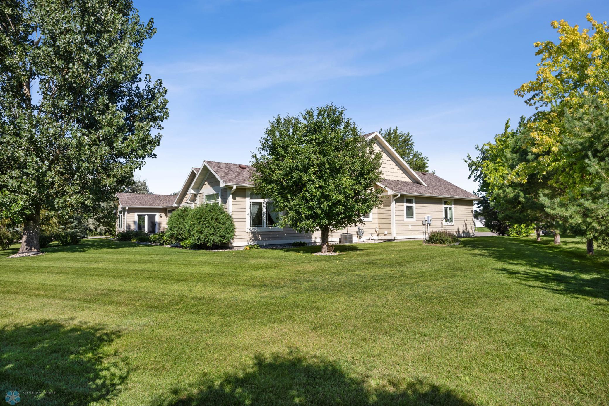 Moorhead, Minnesota 56560, United States, 2 Bedrooms Bedrooms, ,2 BathroomsBathrooms,Residential,Active,195722