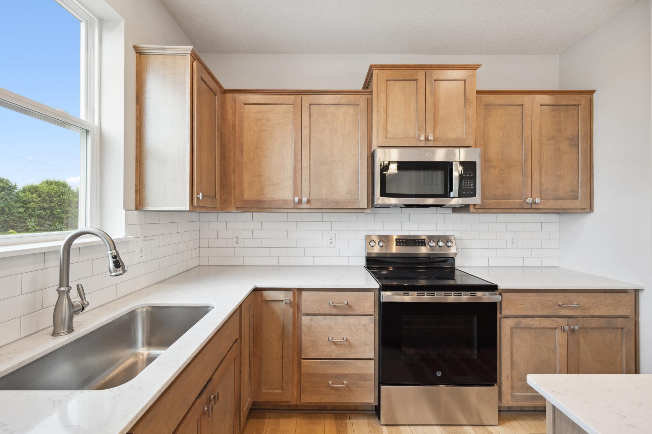 19367 Clearwater Loop, Farmington, Minnesota image 12