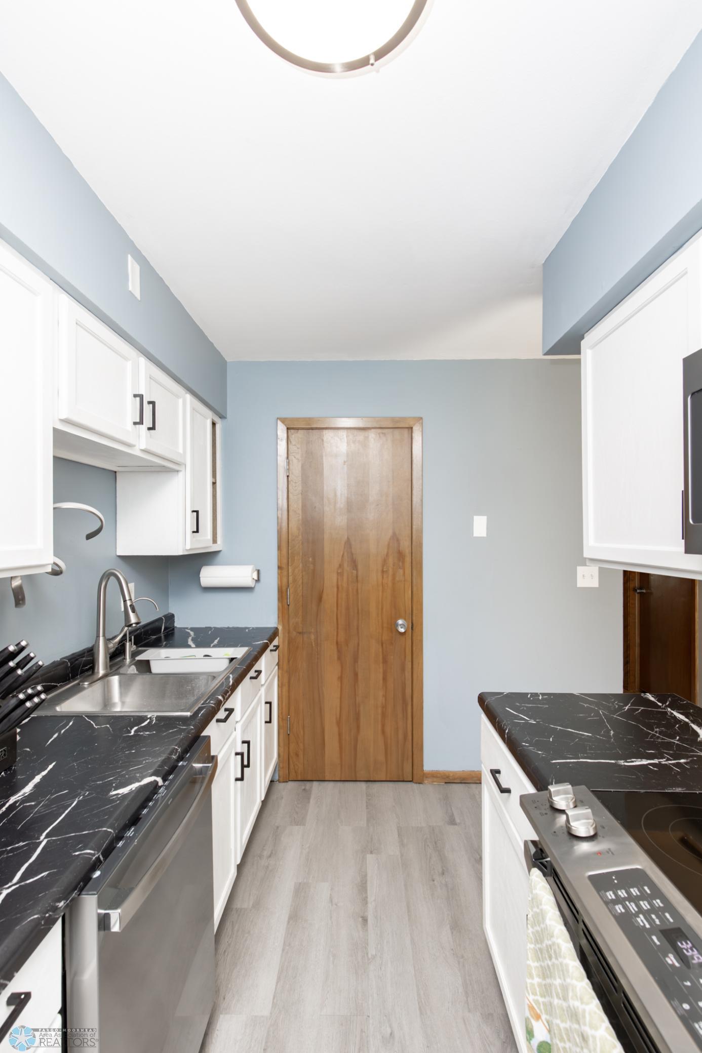 1507 16th Street, Fargo, North Dakota image 16