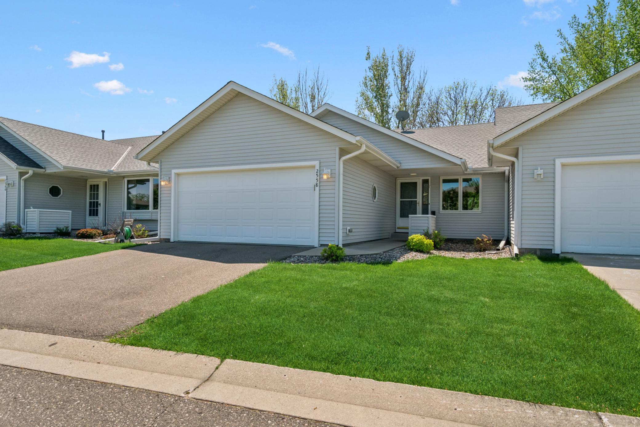 2558 75th Street, Inver Grove Heights, Minnesota image 1