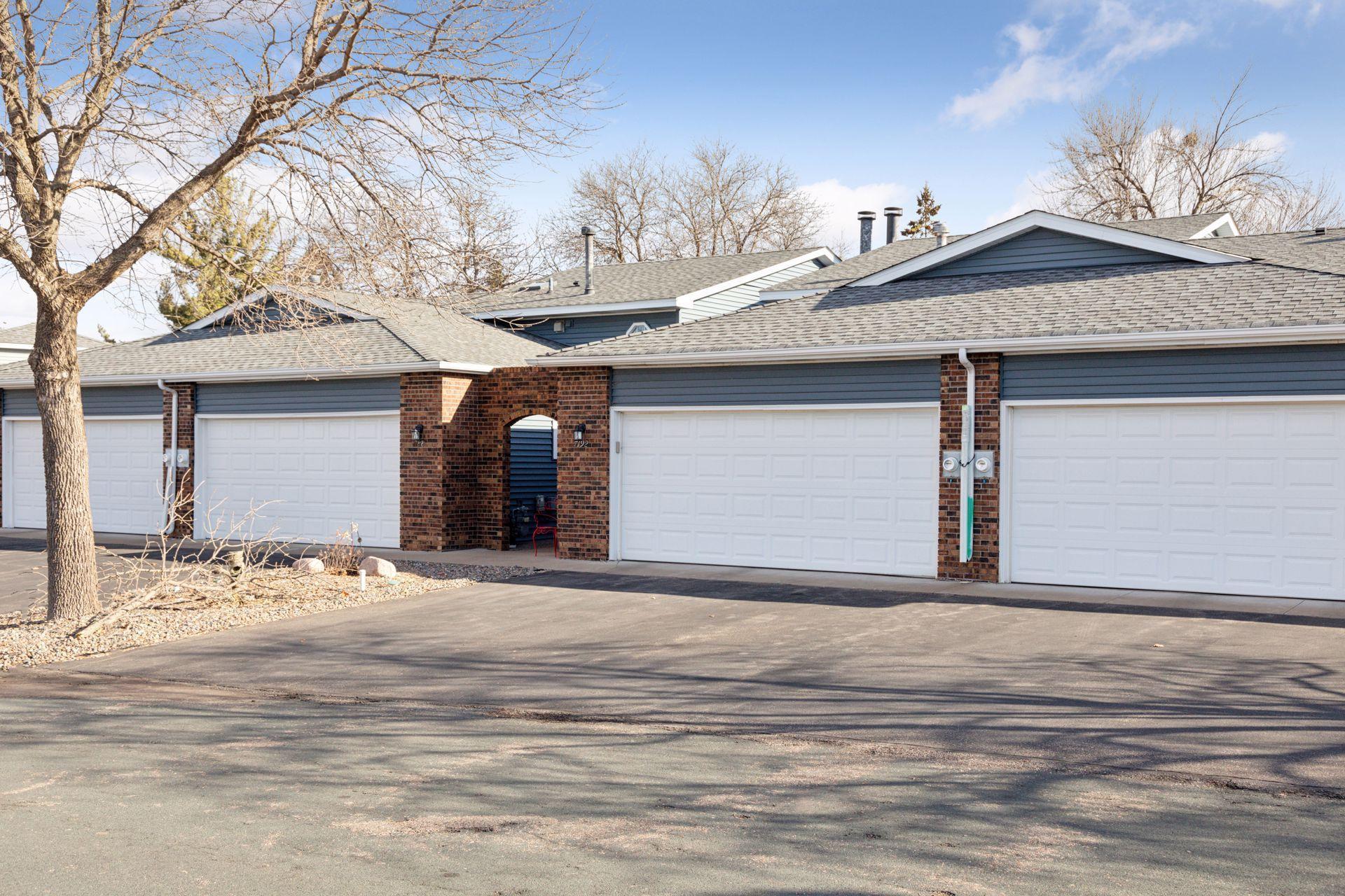 7192 218th Street, Forest Lake, Minnesota image 3