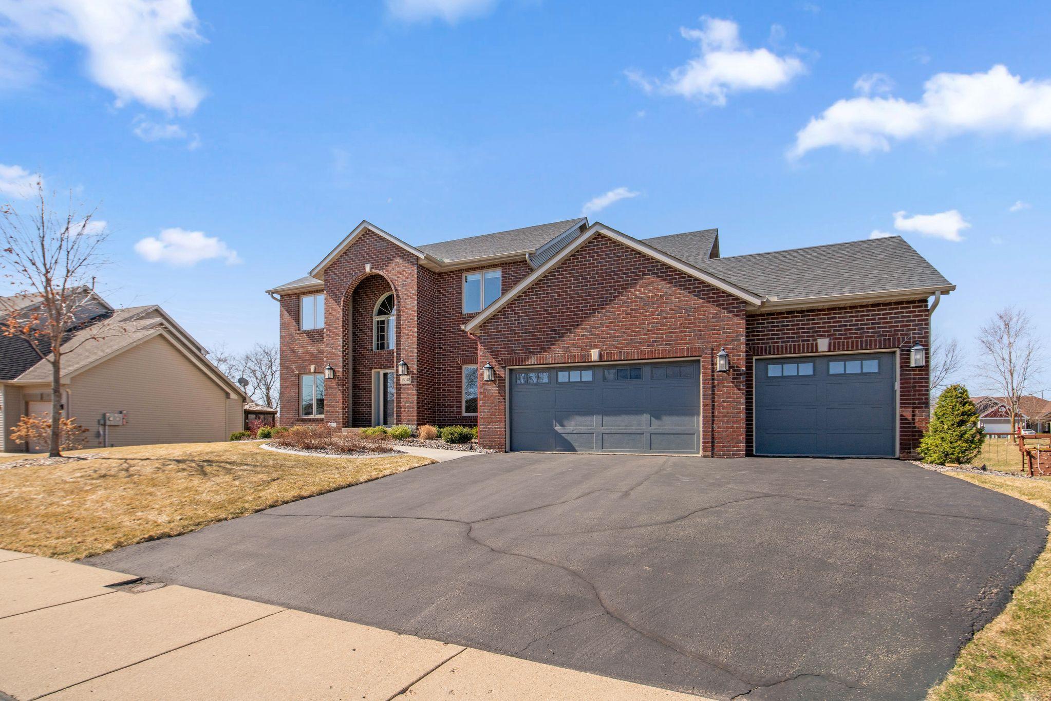 15042 Valley View Drive, Savage, Minnesota image 37
