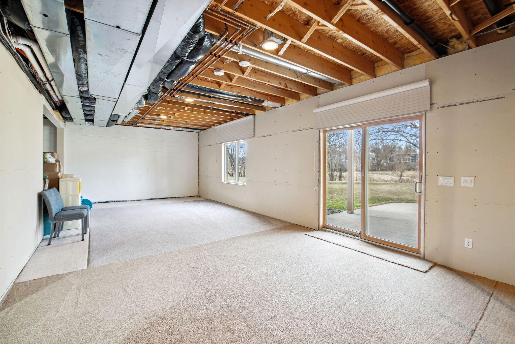 15042 Valley View Drive, Savage, Minnesota image 39