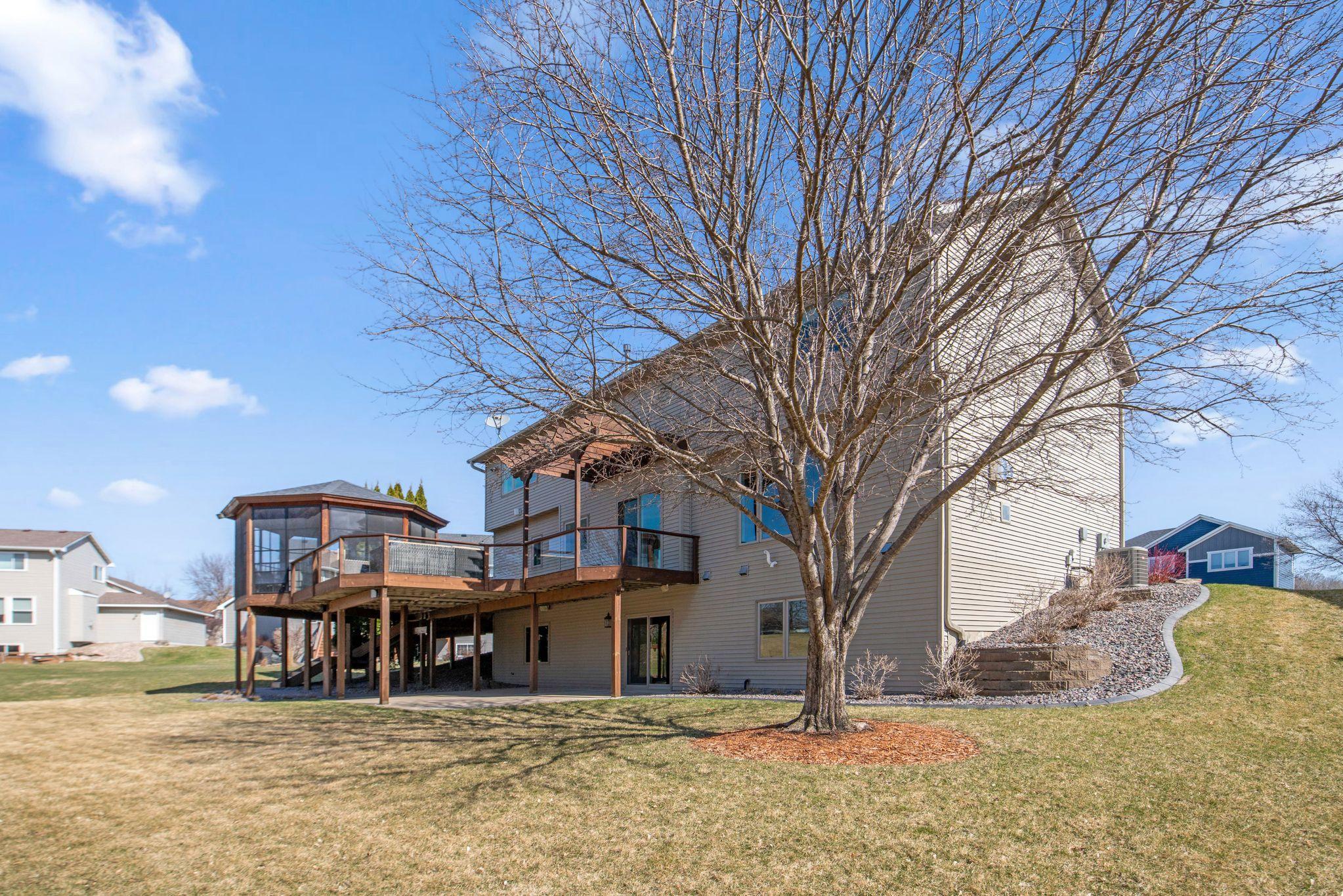 15042 Valley View Drive, Savage, Minnesota image 38