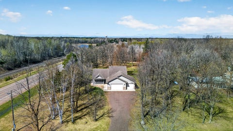 Homes For Sale - 101 Carriage Hill Drive<br/> Hinckley, MN 55037