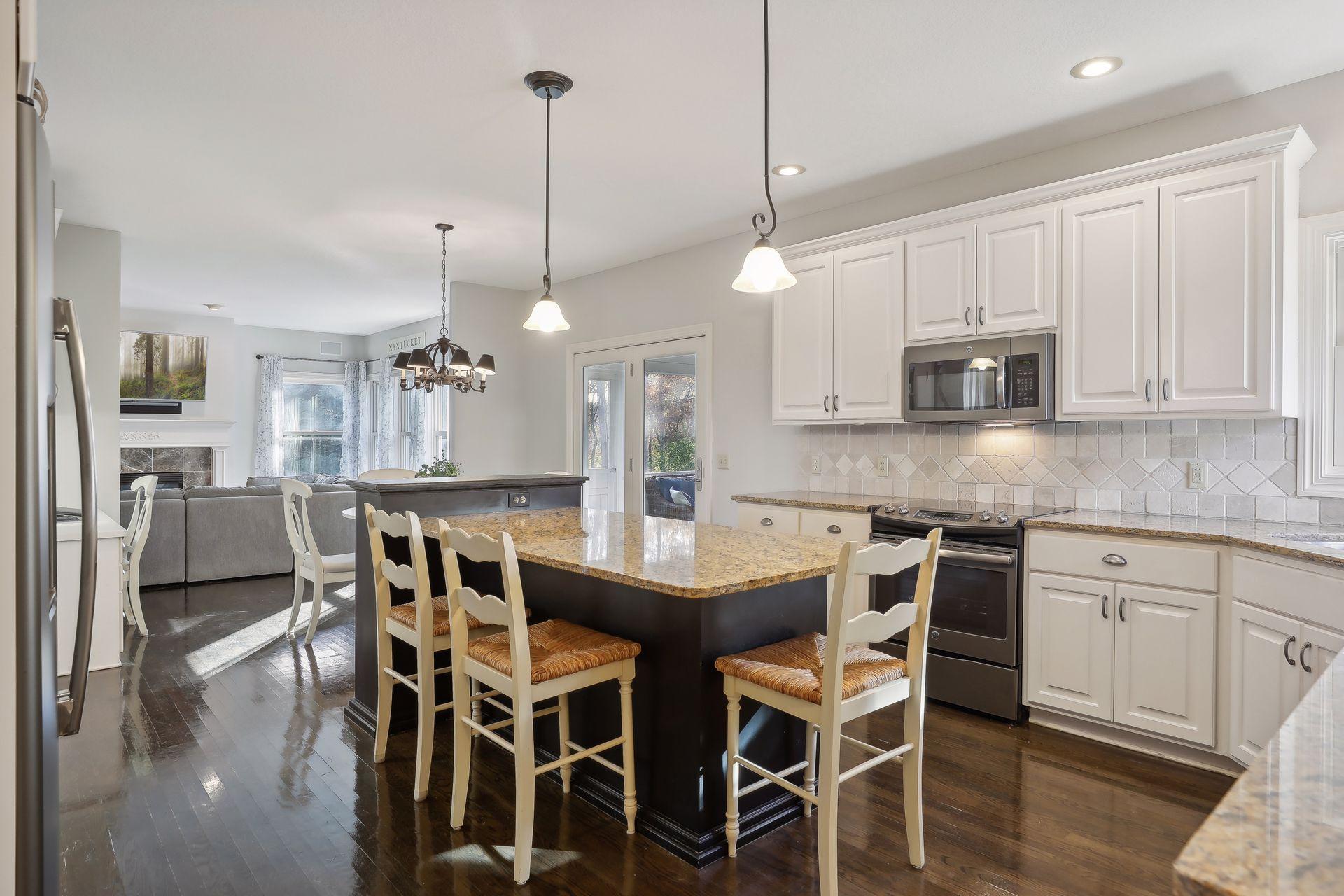323 Saint Annes Parkway, Hudson, Wisconsin image 14