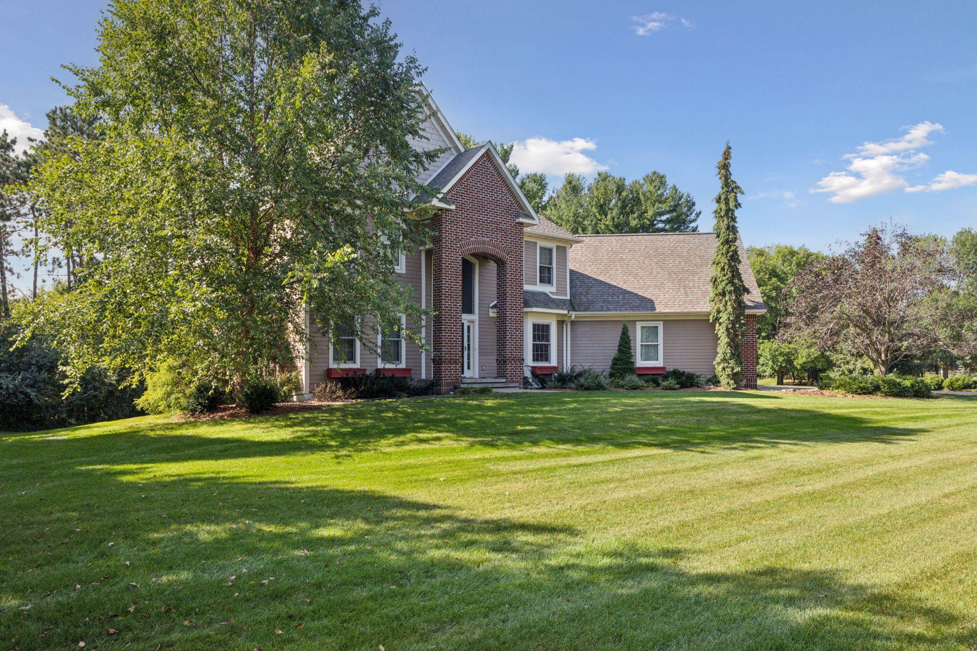 323 Saint Annes Parkway, Hudson, Wisconsin image 44