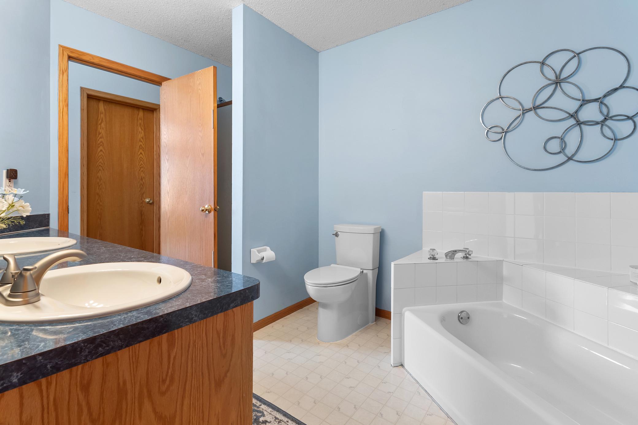 1003 Juniper Court, Shakopee, Minnesota image 20