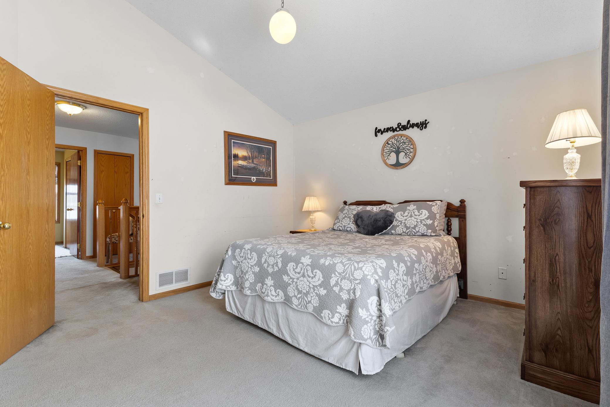 1003 Juniper Court, Shakopee, Minnesota image 16