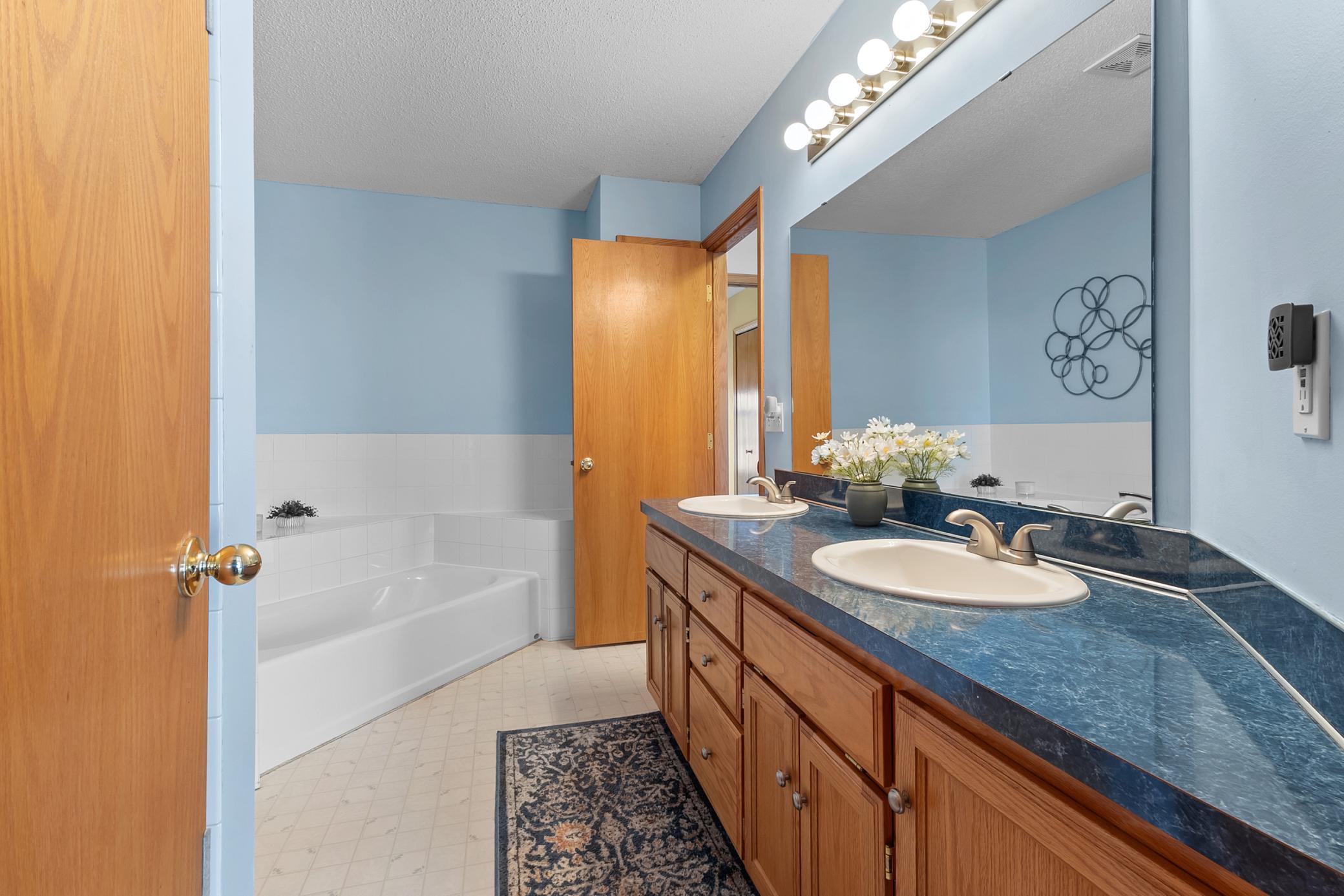 1003 Juniper Court, Shakopee, Minnesota image 19