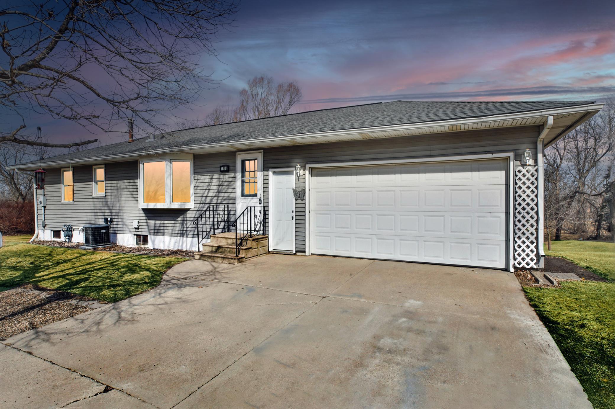 1203 4th Avenue, Austin, Minnesota image 1