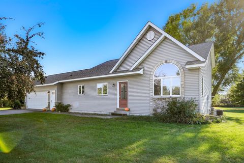 Homes For Sale - 2490 91st Avenue<br/> Osceola, WI 54020