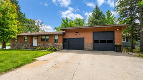 Apartment For Sale - 1336 Lucia Avenue<br/> Martin County, Fairmont, MN 56031