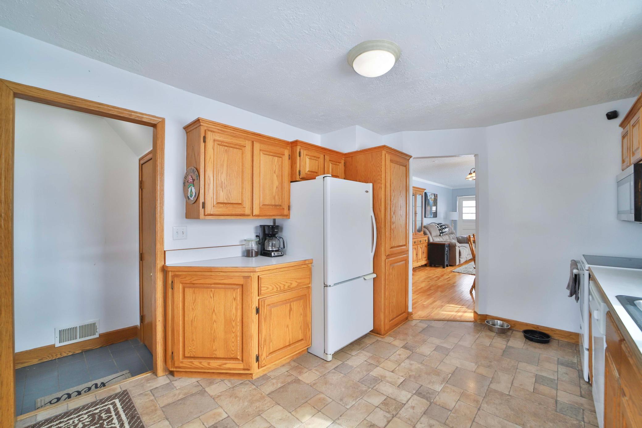 317 Roosevelt Street, Staples, Minnesota image 4